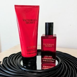 Victoria's Secret Very Sexy set